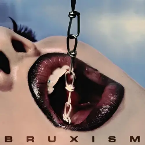 Grandma's Ashes : Bruxism